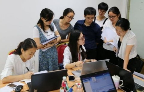 电子商务难学还是it专业难学